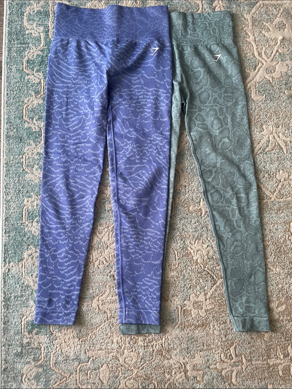 Gymshark Seamless High-Waist Leggings in blue and green S